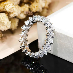 Anillo de Eternidad de Plata 925 con Moissanita para Mujer, Corte Marquesa, Engaste de Garras, Joyería Clásica para Boda - Product Image 2
