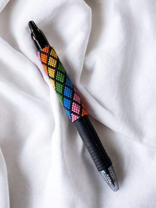 ปลอกปากกาลวดลายชนเผ่าหลากสีประดับลูกปัด สำหรับเครื่องเขียนโรงเรียนและสำนักงาน ปากกาตกแต่งด้วยลูกปัดเม็ดเล็ก พร้อมงานปักมือ - Product Image 2