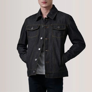 Veste en jean noire pour homme en denim brut selvedge avec surpiqûres contrastantes jaunes, style camionneur, boutonnée, vente en gros OEM - Product Image 3