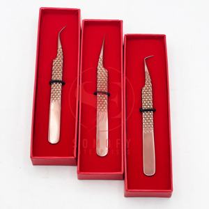 Pinzas de pestañas de acero inoxidable con logotipo personalizado de etiqueta privada, suministros de extensión de pestañas de oro rosa profesional, Fabricante Mayorista - Product Image 5