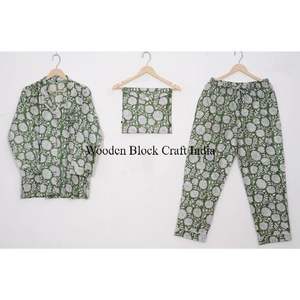 Ensemble de vêtements de nuit légers et confortables pour femmes, vêtements de détente décontractés, ensemble de pyjama grande taille, ensemble de pyjamas assortis pour la famille - Product Image 6