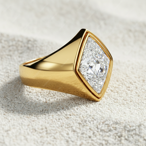 Anillo de Oro Sólido de 14K con Diseño de Cartas de Póker (Diamante, Pica, Corazón, Trebol) y Anillo de Compromiso de Platino Certificado Unisex - Product Image 3