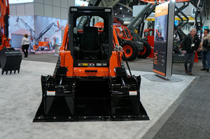 รถตักล้อยางคุณภาพพรีเมียม Kubota SVL75-2 รถตักขนาดเล็กแบบตีนตะขาบ เครื่องยนต์ดีเซล สำหรับงานก่อสร้างและงานเกษตร - Product Image 5
