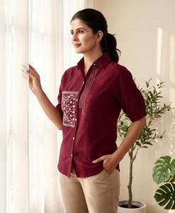 Camisa de algodón bordada color granate para mujer, con botones, manga corta, cuello vuelto, informal, para primavera y verano. - Product Image 1