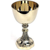 Tasse de calice décorative en laiton en verre à vin de raisin de luxe avec thème croisé pour l'église Partyware Jerusalem Supply Celebration Calice