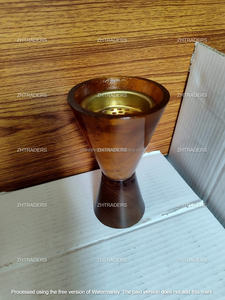 Brûleur d'encens arabe élégant en résine incrustée de bois fabriqué à la main Mabkhara religieux écologique durable pour des cadeaux spéciaux Eid - Product Image 4