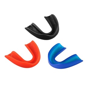 Protège-dents en silicone pour adulte, protège-dents pour la boxe, équipement de protection sportif, léger, taille universelle adulte, standard. - Product Image 3