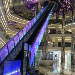 İngiltere'de P3.9 kapalı holografik esnek LED Film görünmez ekran asansör Ultra yüksek geçirgenliği - Product Image 3