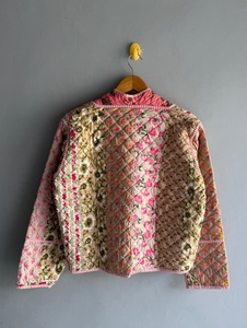 Veste matelassée florale en patchwork, cardigan léger et chaud pour femme, pour l'automne et l'hiver, cadeau pour elle - Product Image 6
