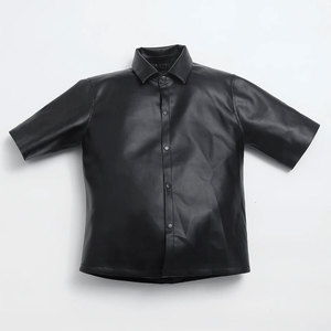 Chemise habillée noire en satin à manches courtes pour homme, col rabattu, couleur unie, idéale pour l'été - Product Image 4