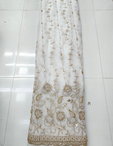 Tissu en viscose georgette de haute qualité, élégant et pur, avec de riches broderies et des perles de sequins, idéal pour les tenues de soirée à un prix avantageux - Product Image 2