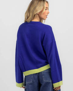 Sweat-shirt en tricot personnalisé pour femme avec bordure contrastante, coupe décontractée, col rond, pull à capuche pour femme, marque privée - Product Image 2