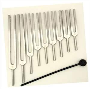 Ensemble de diapasons manuels en acier inoxydable de haute qualité pour les huit chakras, avec sac, réutilisables pour la guérison sonore, la méditation et la relaxation - Product Image 1