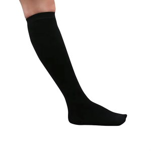 Chaussettes de compression graduée noires en nylon côtelées élastiques pour femmes, hauteur genou, 15-20 mmHg, grandes tailles - Product Image 2
