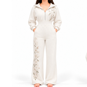 Combinaison en polaire pour femmes EAZWEARS, style streetwear moderne, services de fabrication en gros pour marques privées, production de vêtements de mode en gros - Product Image 1