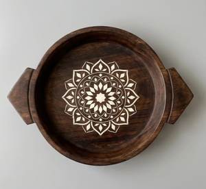Plateau de service décoratif en bois naturel, plateau de service en bois rectangulaire, design minimaliste fait main, plats et assiettes en bois massif - Product Image 3