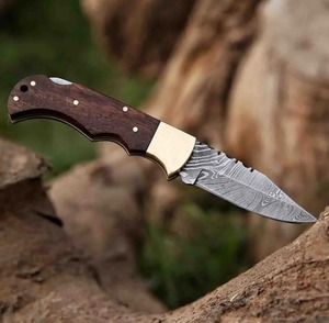 Cuchillo de bolsillo plegable de acero de Damasco hecho a mano, personalizado, DIY, ODM/OEM, con mango de madera y hoja de punta caída de 7.5 pulgadas - Product Image 5