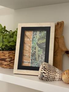Cadre photo vertical carré moderne en bois MDF éco-responsable fait main de qualité supérieure avec incrustation en résine, logo personnalisé, luxe, vente en Inde - Product Image 3