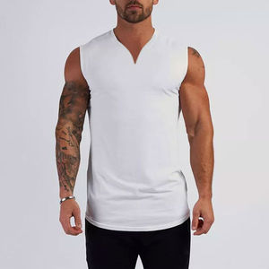 Compre una camiseta sin mangas para hombre diseñada para entrenamiento, correr y uso activo diario. - Product Image 5