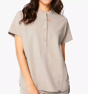 Nouveauté été : Blouse médicale tricotée à col en V pour hommes et femmes, personnalisable avec logo, livraison rapide, vente en gros - Product Image 3