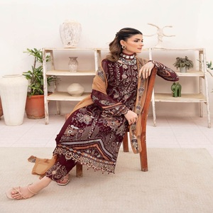 Salwar Kameez Ramsha de Alta Calidad, Chifón con Bordado Intenso, Completamente Cosido, Listo para Usar, Estilo Pakistaní, Corte Holgado, Largo hasta el Suelo, Estilo Indio - Product Image 3