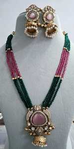 Collier Mala de qualité supérieure avec de magnifiques Jhumkas, ensemble de colliers traditionnels indiens, parfait pour les mariages, les occasions festives - Product Image 3
