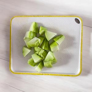 <b>Light</b> Green Crunch Frozen Chayote Squash For Fresh Inspired Global Menus - Product Image 3