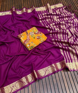 Sari de Georgette Festivo con Pallu de Jari Chit y Blusa de Tela Bordada con Estampado Posicionado - Product Image 2