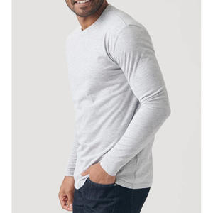 T-shirt basique en coton à col rond pour homme, respirant et anti-humidité, coupe classique, idéal pour l'entraînement et le fitness, vente en gros, haut à manches courtes - Product Image 3