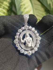 Pendentif Christ en argent 925 plaqué rhodium, diamant taille brillant rond, breloque religieuse, bijoux fins unisexes - Product Image 3