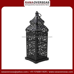 Lanterne décorative en métal en gros avec un design complexe parfait pour un événement de mariage abordable et un éclairage festif - Product Image 6