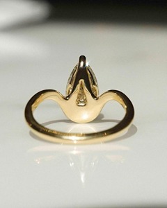 แหวนเพชรทรงลูกแพร์เพาะเลี้ยงในห้องปฏิบัติการ ทองคำขาว 14k แหวนวงโค้งเรียบง่าย แหวนหมั้น/แหวนสัญญา สไตล์โมเดิร์น - Product Image 3