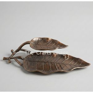 Bandeja de Metal con Acabado en Cobre Moderno, Plato Decorativo para Servir, Centro de Mesa Elegante, Plato para Aperitivos, Artículo de Regalo para el Hogar - Product Image 3