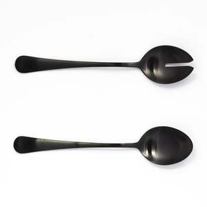 Elegante juego de servidores de ensalada de metal de calidad alimentaria, perfecto para servir ensaladas frescas, mezclas de frutas y platos de pasta de manera atractiva. - Product Image 2