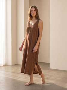 Vestido midi de lino sin mangas con cuello en V, corte holgado, color liso, dobladillo con abertura, vestido casual de verano, tela tejida transpirable - Product Image 5
