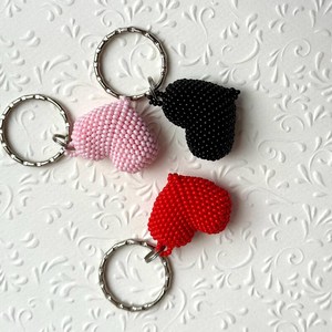 Llavero de Corazón Hecho a Mano con Cuentas Multicolor, Mini Colgante de Amor, Anillo para Llaves, Artículo de Regalo, Proveedor Mayorista - Product Image 1