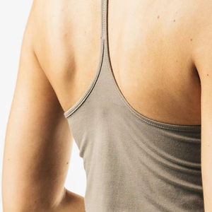 Camiseta sin mangas para mujer de poliéster, ligera, resistente, precio razonable, venta personalizada en línea, camiseta sin mangas de la mejor calidad para mujer - Product Image 6