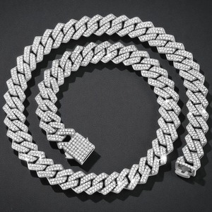 Collar de cadena cubana con diamantes de alta claridad, resistente y disponible para la venta al por mayor - Product Image 3