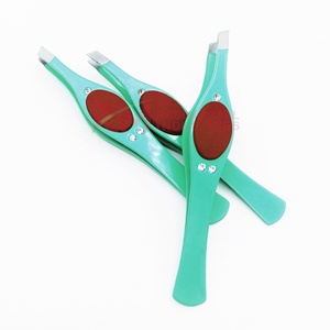 Pinza para cejas RMI Super Product de diseño personalizado con punta plateada y recubrimiento en polvo de acero inoxidable para cejas - Product Image 5