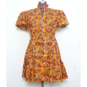 Vestido midi de algodón 100% orgánico, estampado floral a mano, ecológico, ideal para vacaciones de verano, estilo casual y suave. - Product Image 1