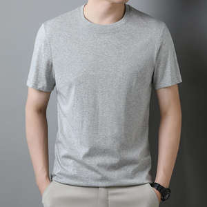 T-shirt unisexe personnalisé avec logo, grande taille, couleur unie, manches courtes, en coton peigné respirant, léger, décontracté et doux pour l'été - Product Image 2