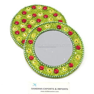Espejo de Bolsillo Redondo Decorativo de Lujo con Incrustaciones de Piedras y Brillo, Compacto para Maquillaje, Fácil de Usar en Cualquier Lugar - Product Image 6