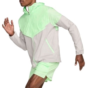 ชุดเซ็ตเสื้อแจ็คเก็ตมีฮู้ดกันลมแบบ Color Blocking สำหรับผู้ชาย ยี่ห้อ Tri Pro Sports พร้อมกางเกงขาสั้น แห้งเร็ว น้ำหนักเบา สวมใส่สบาย เหมาะสำหรับฤดูร้อน - Product Image 1