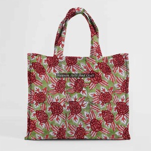 Fashion Casual Organic Cotton Quilted Square Quilted Bag Hand Blocked Print Quilted Square <b>Tote</b> Shoulder Quilted Custom Bag - Product Image 1