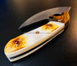 Cuchillo para Pizza de Acero de Damasco Industrial de Alta Calidad, Hecho a Mano, con Doble Hoja en Forma de Hacha - Product Image 3