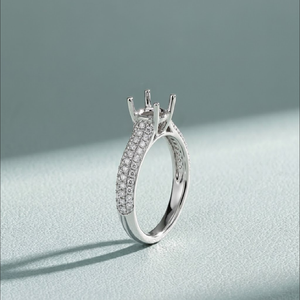 China Direct Factory Jewelry Real High End 18k Solid White Gold Natural Diamond Shape Classic Engagement Solitaire Ring Wedding - Product Image 1