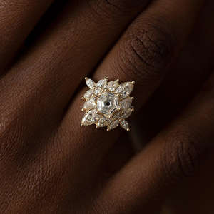 แหวนแต่งงาน/หมั้นเพชรทรงวินเทจ 14k สีเหลืองทอง ผลิตในห้องปฏิบัติการ IGI/GIA สำหรับทั้งชายและหญิง ทองคำขาวคุณภาพสูง เหมาะสำหรับงานฉลองครบรอบ - Product Image 3