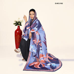 Tissu satiné élégant fabriqué en Inde pour robe de mariée, robe de soirée et jupe, disponible à un prix compétitif - Product Image 3