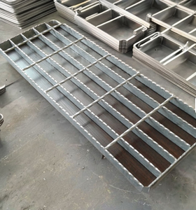 ตะแกรงพื้นสแตนเลส FinePunch FP-GT-SS-003 สำหรับทางเดินแพลตฟอร์มอุตสาหกรรม ฝาครอบท่อระบายน้ำ - Product Image 1