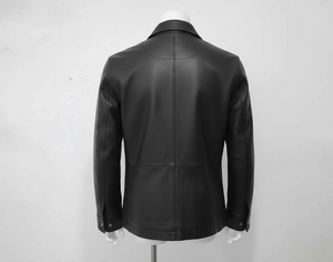 Veste en cuir noir pour homme avec logo personnalisé, finition lisse de luxe – Veste élégante et formelle pour homme au design minimaliste - Product Image 5